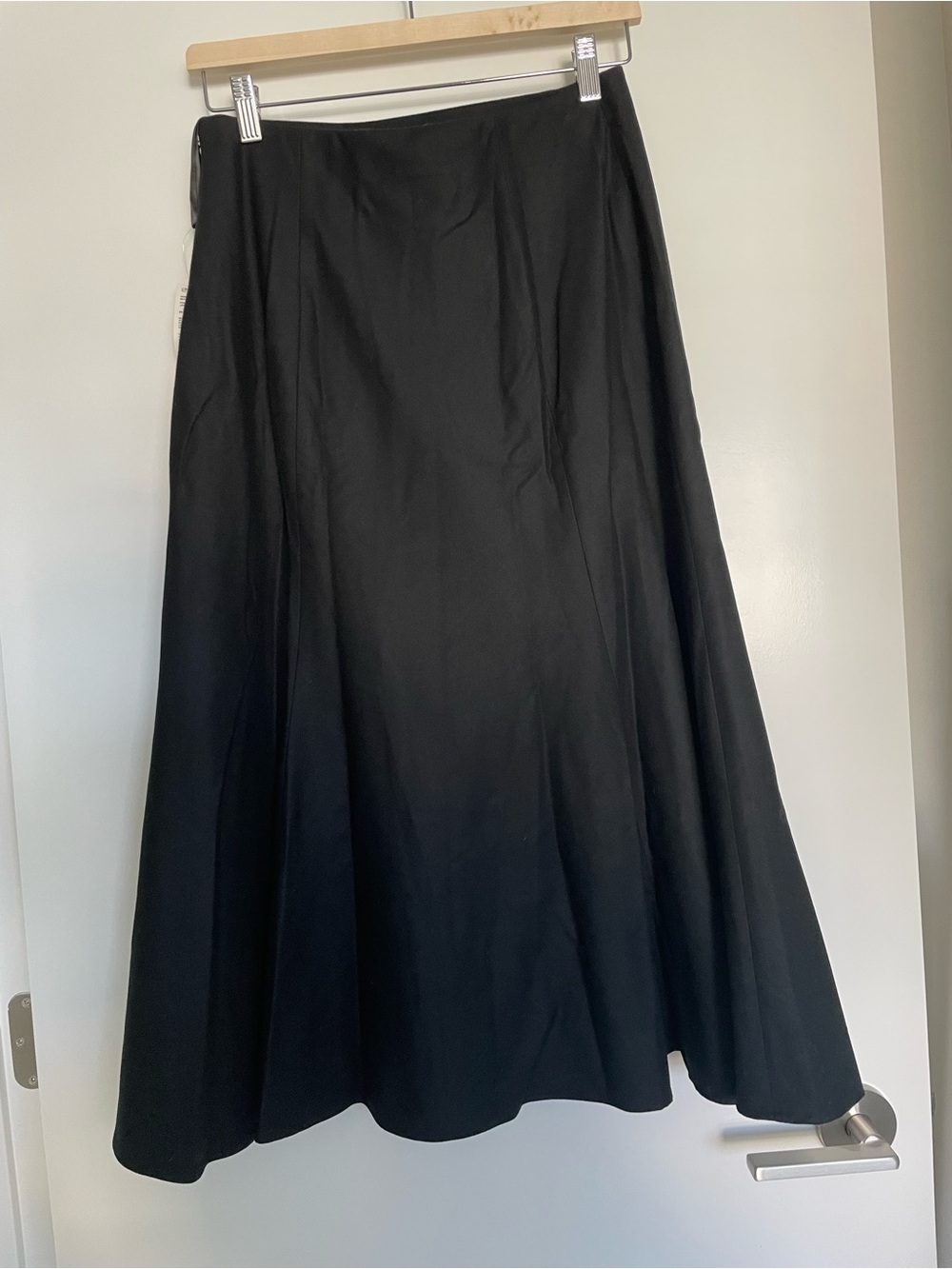 Uniqlo Black Flared Skirt